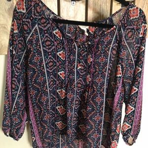 Patterned Long-sleeve Blouse